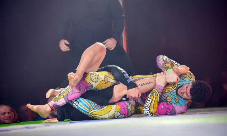 Who Is Ubyhojytera Opponent