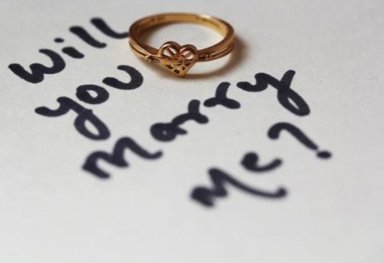 10 Tips for Planning a Proposal She'll Never Forget